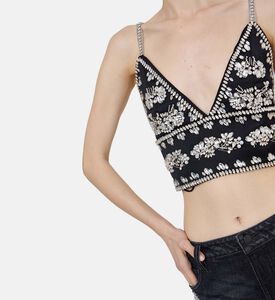 بلوزة كارلي بتصميم صدرية مطرزة