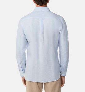 قميص بصف أزرار وجيب على الصدر