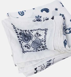 وشاح ديبي كلاود بنقشة باندانا