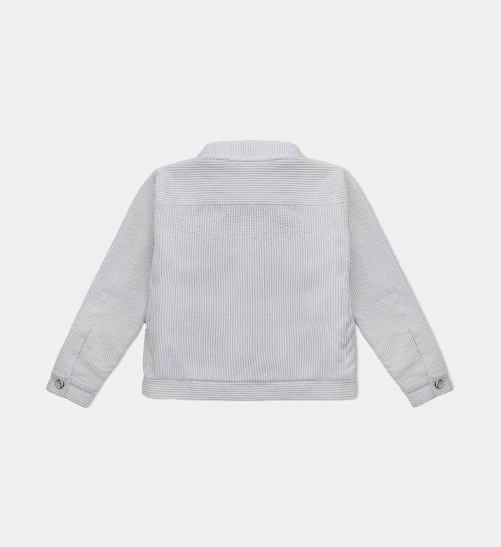 جاكيت كلاسيكي بإغلاق بأزرار