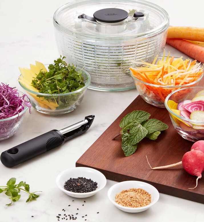 بلاستيكية مستديرة للسلطة