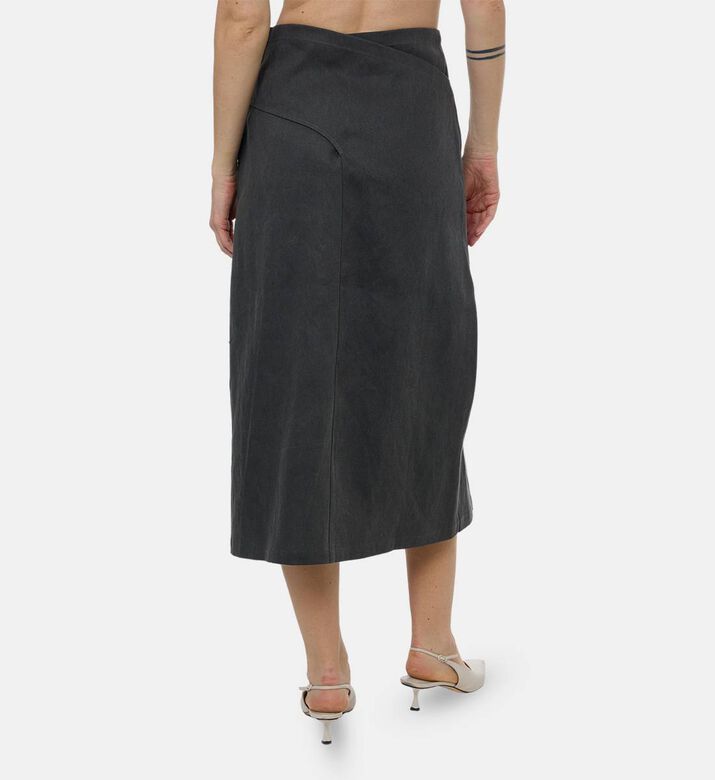 Dawei Asymmetric Panel A-line Skirt, Model View