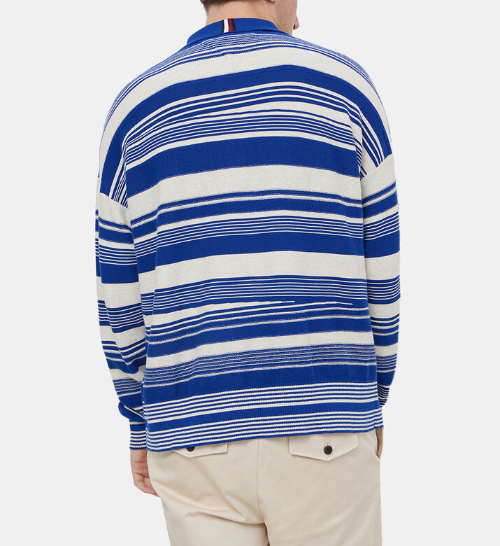 تيشيرت بولو مخطط بحرفية