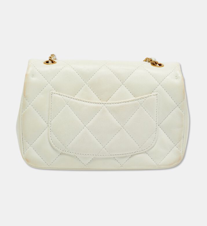 Chanel Preowned Chanel Heart Charm Classic New Mini Quilted Flap Bag, Packshot View