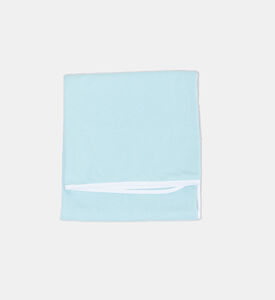 بطانية بتطريز برج إيفل