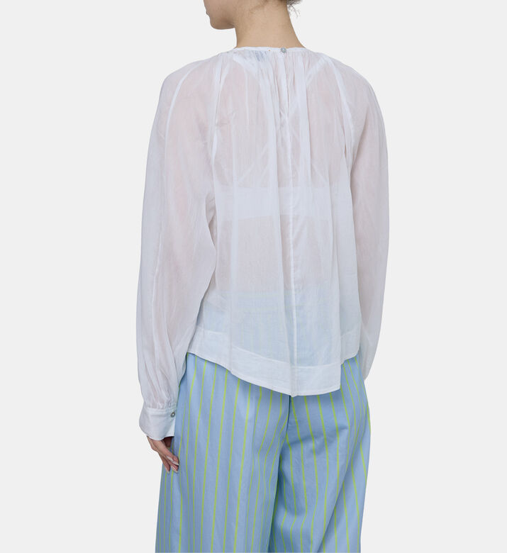 قميص مطرز بأكمام منفوخة