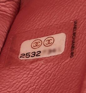 Chanel Chanel Chevron Leather Small Coco Top Handle Bag Preowned, Packshot View Chanel Chanel Chevron Leather Small Coco Top Handle Bag Preowned, Packshot View