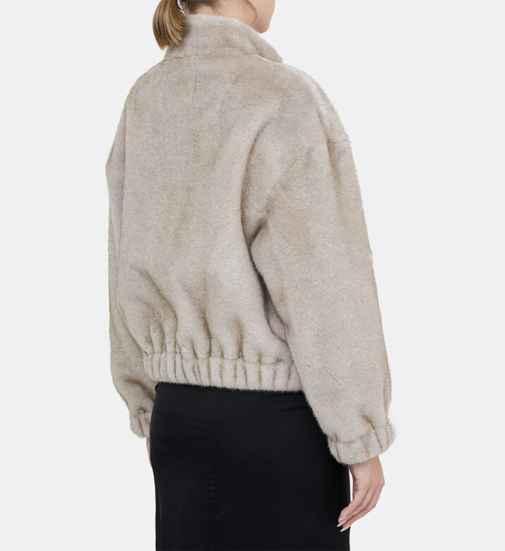 جاكيت قصير فرو صناعي