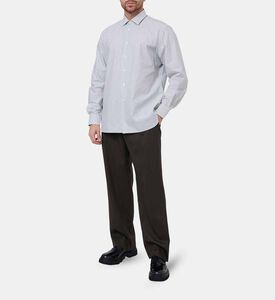 قميص بنقشة مخططة بأكمام طويلة