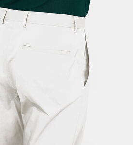 تيشيرت بطبعة لوغو متعددة الألوان