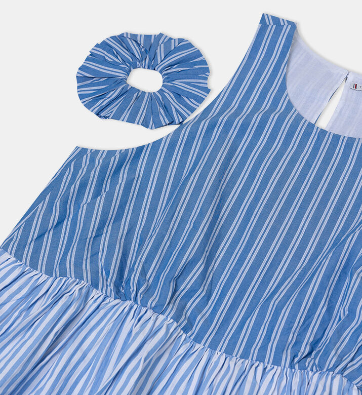 طقم فستان مخطط وربطة شعر طقم فستان مخطط وربطة شعر