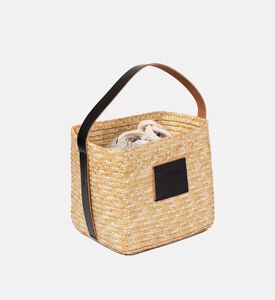 سلة قش بأحزمة جلد