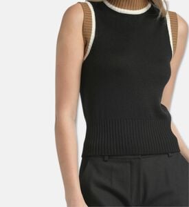 Luisa Spagnoli Pullover, Model View