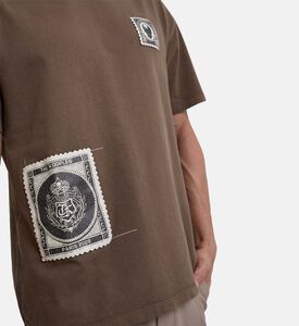 تيشيرت بأكمام قصيرة برقع طوابع