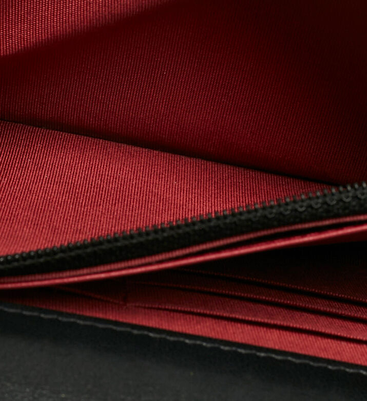 Chanel Preowned Coco Chanel Quilted Leather Flap Wallet, Packshot View