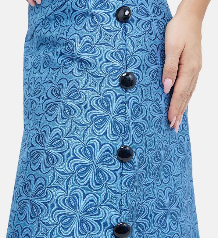 تنورة جوليا جاكار واسعة القطع