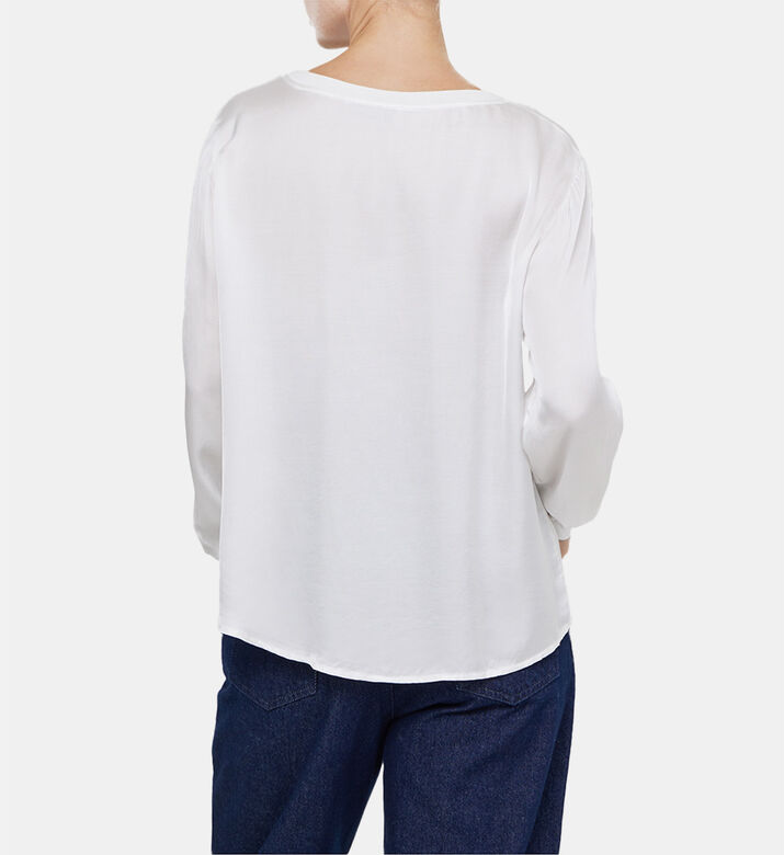 تيشيرت فسكوز بأكمام طويلة