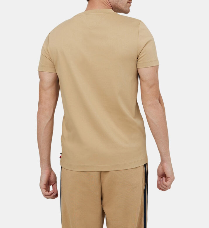 تيشيرت برقبة مستديرة بلوغو