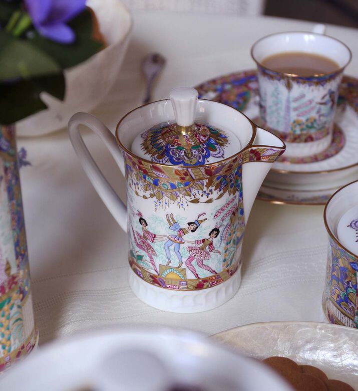 مقشدة باليه ديبوسي روسية مقشدة باليه ديبوسي روسية