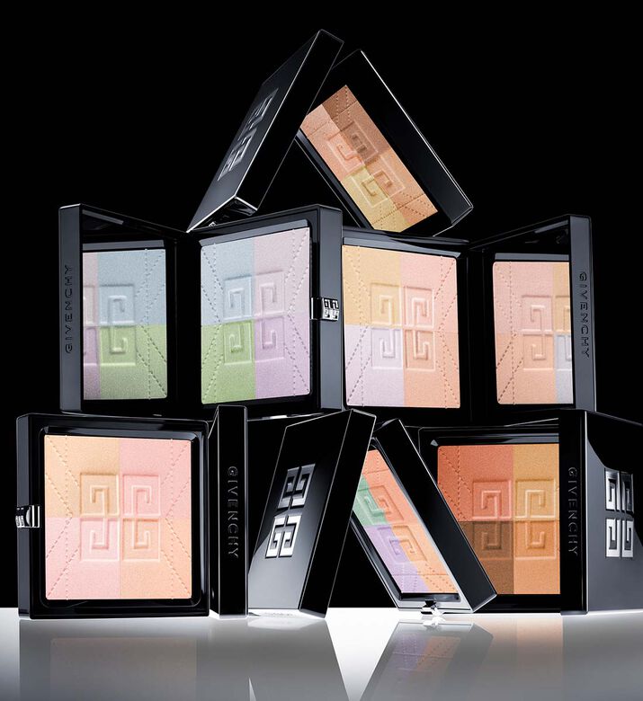 The Non-drying 4-color Pressed Powder