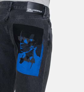 بنطال جينز بطبعة يساق مستقيمة