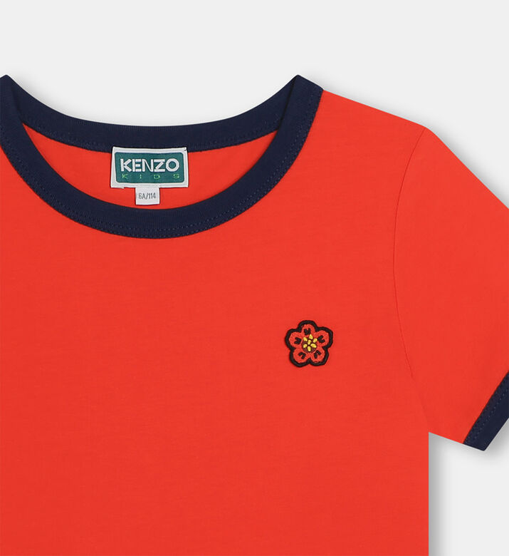 تيشيرت بأضلاع متباينة بأكمام قصيرة