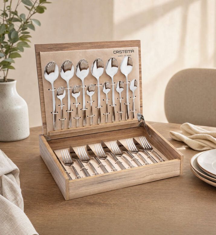 Cristema Charlie Shiny Pvd Finish 24-piece Cutlery Set, Model View