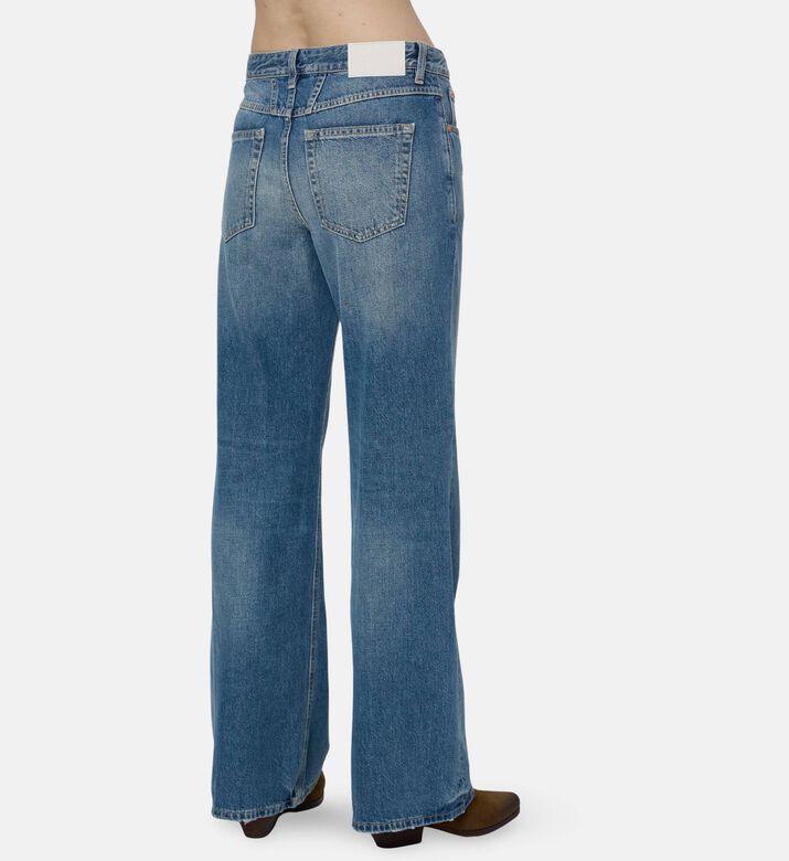 Closed Organic Cotton Flared Jeans, Blue, 28, Model View