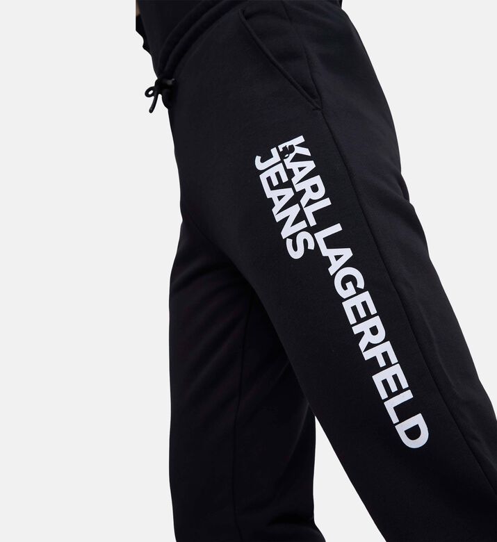 بنطال رياضي ضيق بنقش شعار