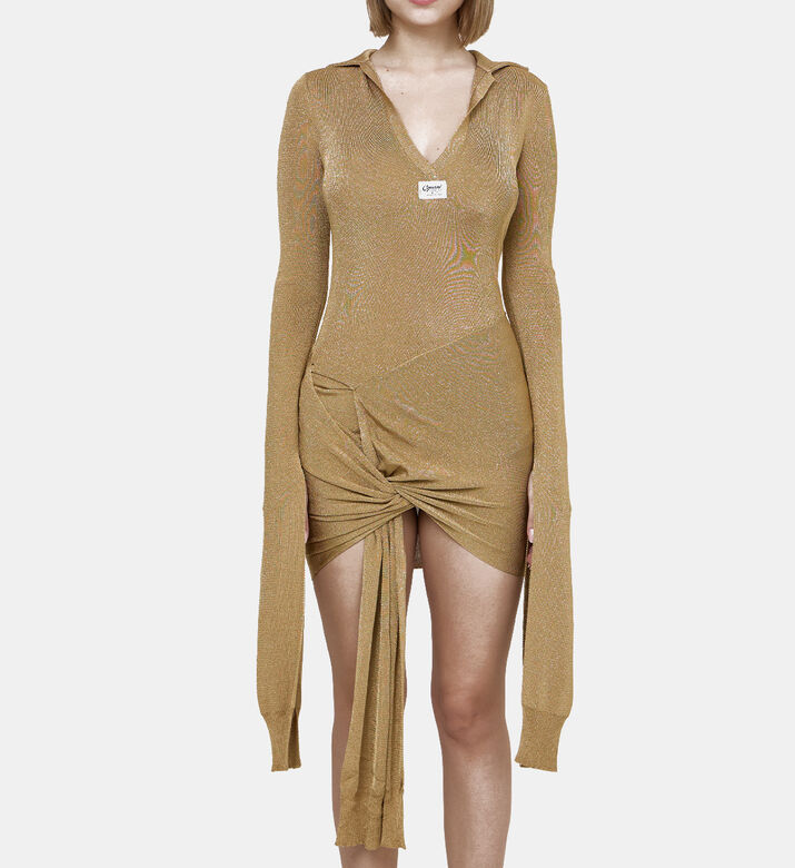 فستان بأكمام معقودة