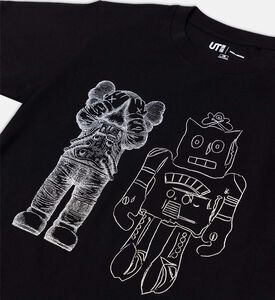 تيشيرت كلاسيكي بياقة دائرية