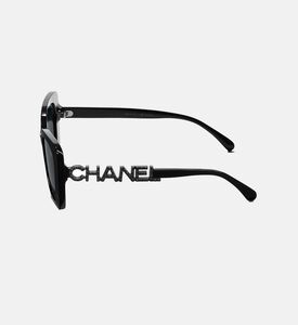 نظارات شمسية مربعة مزيّنة بكريستال