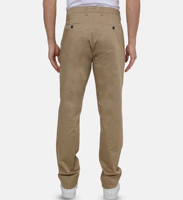 بنطال تشينو قطني بقصة ضيقة