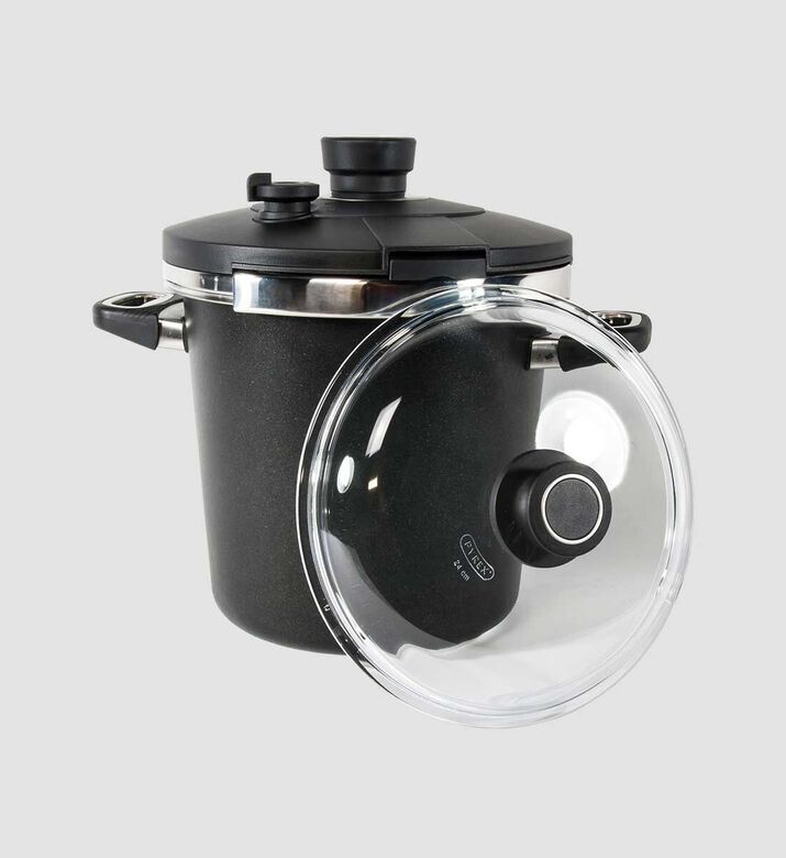 AMT Gastroguss Cast Aluminum Lidded Pot, Black, 24-cm, Packshot View