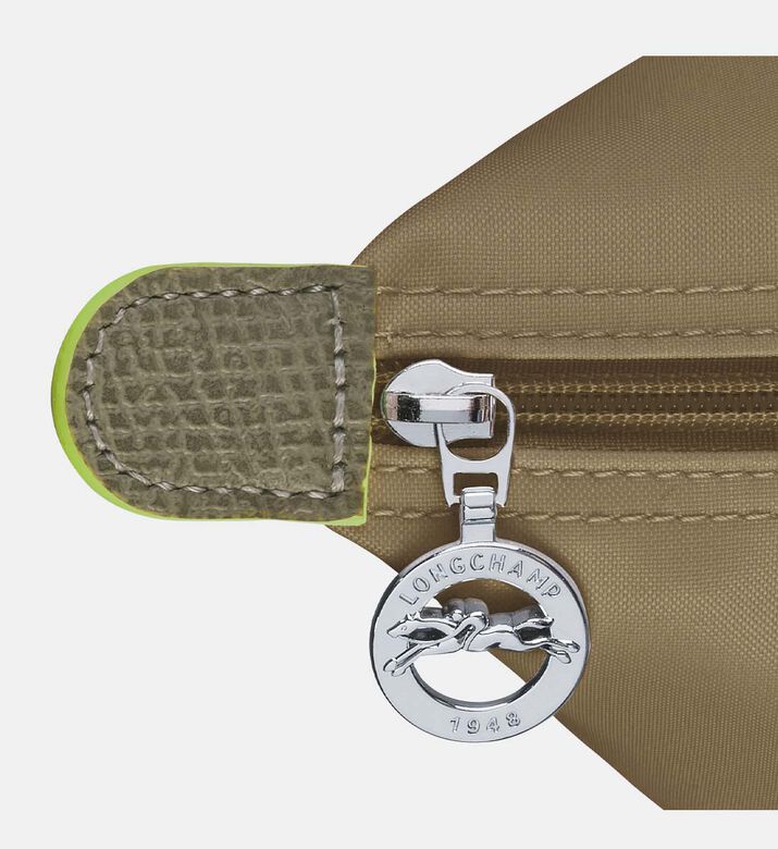 حقيبة يد أصلية متوسطة الحجم