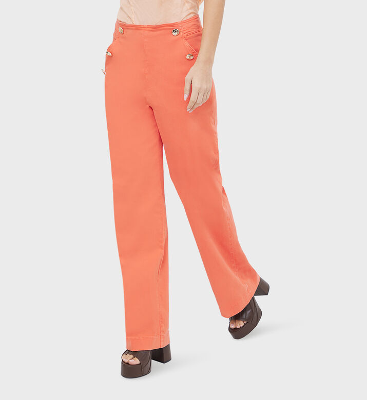 بنطال قطني واسع الأرجل