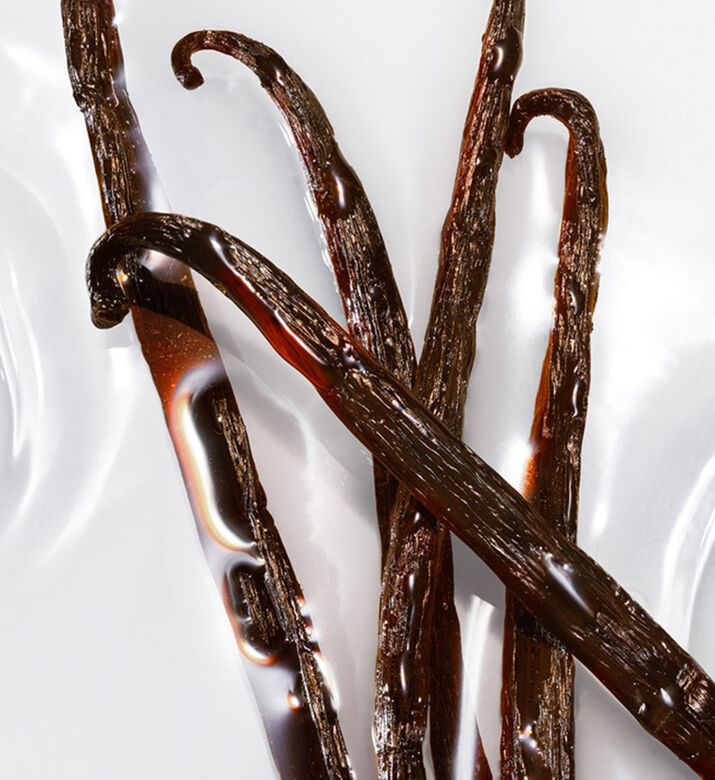 Replica By The Fireplace Set