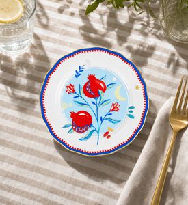 Baci Milano Mamma Mia Pomegranate Dessert Plate - 22 Cm, Model View