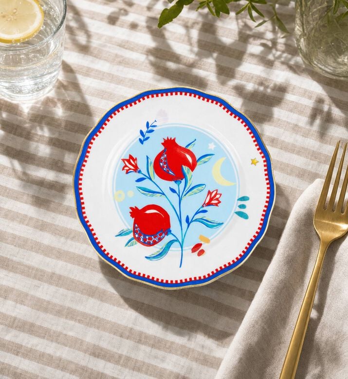 Baci Milano Mamma Mia Pomegranate Dessert Plate - 22 Cm, Model View