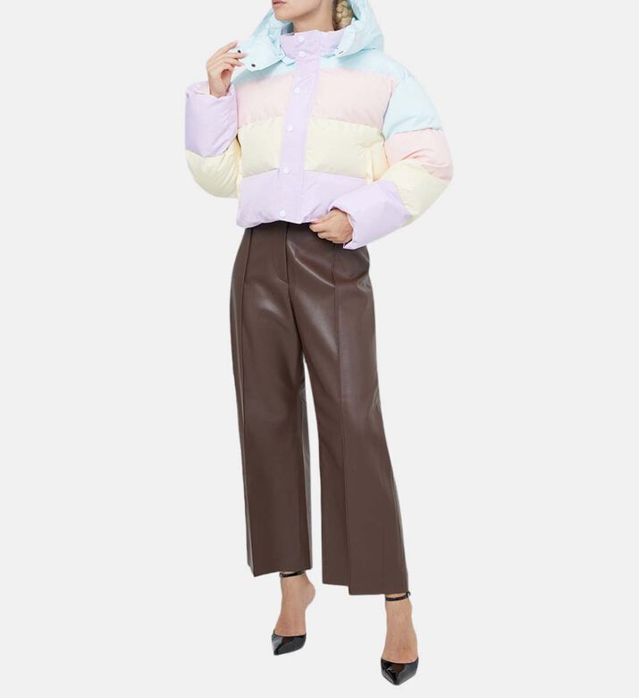 سترة منتفخة بقصة عادية من Bonbon