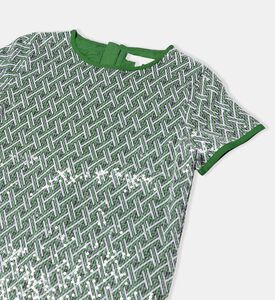 فستان بأكمام قصيرة واسع برقعة شعار