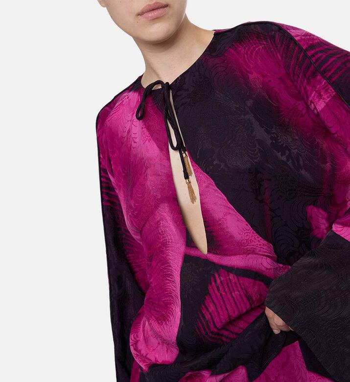 Niluu Floral-print Tie Closure Top, Model View