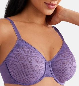 Wacoal Bra, Model View