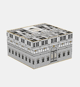 فنجان قهوة بالازو بصحن بورسلين