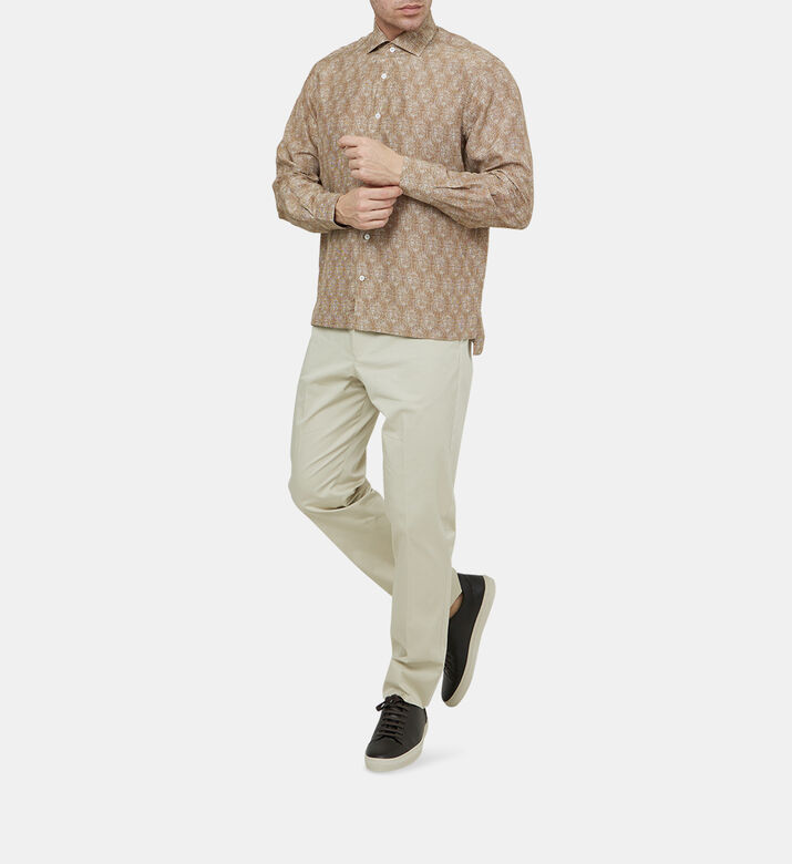 قميص حريري بأكمام طويلة