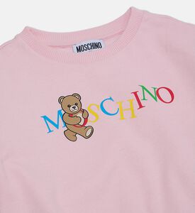 تيشيرت بكشكشة بطبعة دب تيدي وشعار