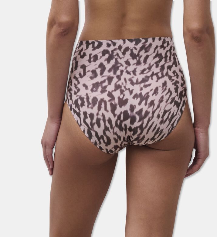 Chantelle High-rise Seamless Edges Full Briefs, Pink, Model View