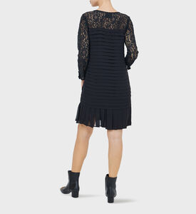 Bow Lace Detailed Dress Bow Lace Detailed Dress