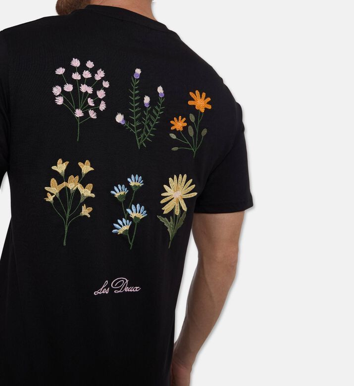 Les Deux Ts Flower, Black, Xl, Model View