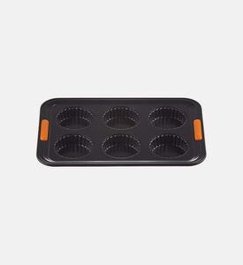 Le Creuset 6 Cup Fluted Tarte Tin, Packshot View